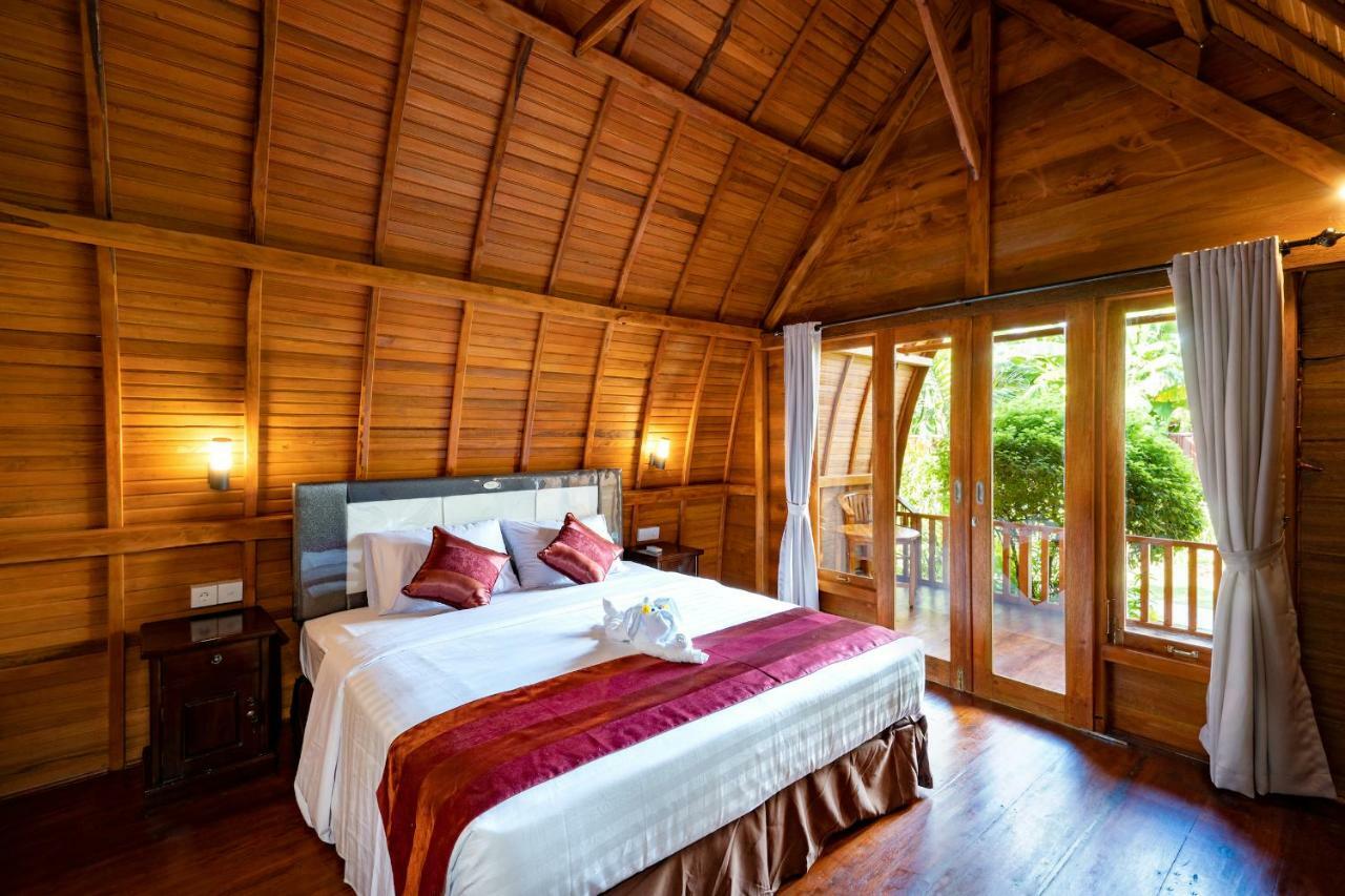The Soggol Lembongan Hotel Exterior photo