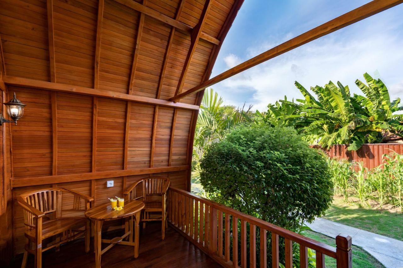 The Soggol Lembongan Hotel Exterior photo